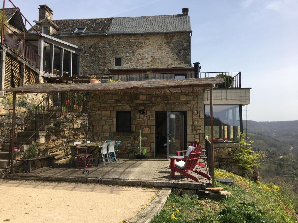 Gite Libertalia Salles-la-Source Exteriér fotografie