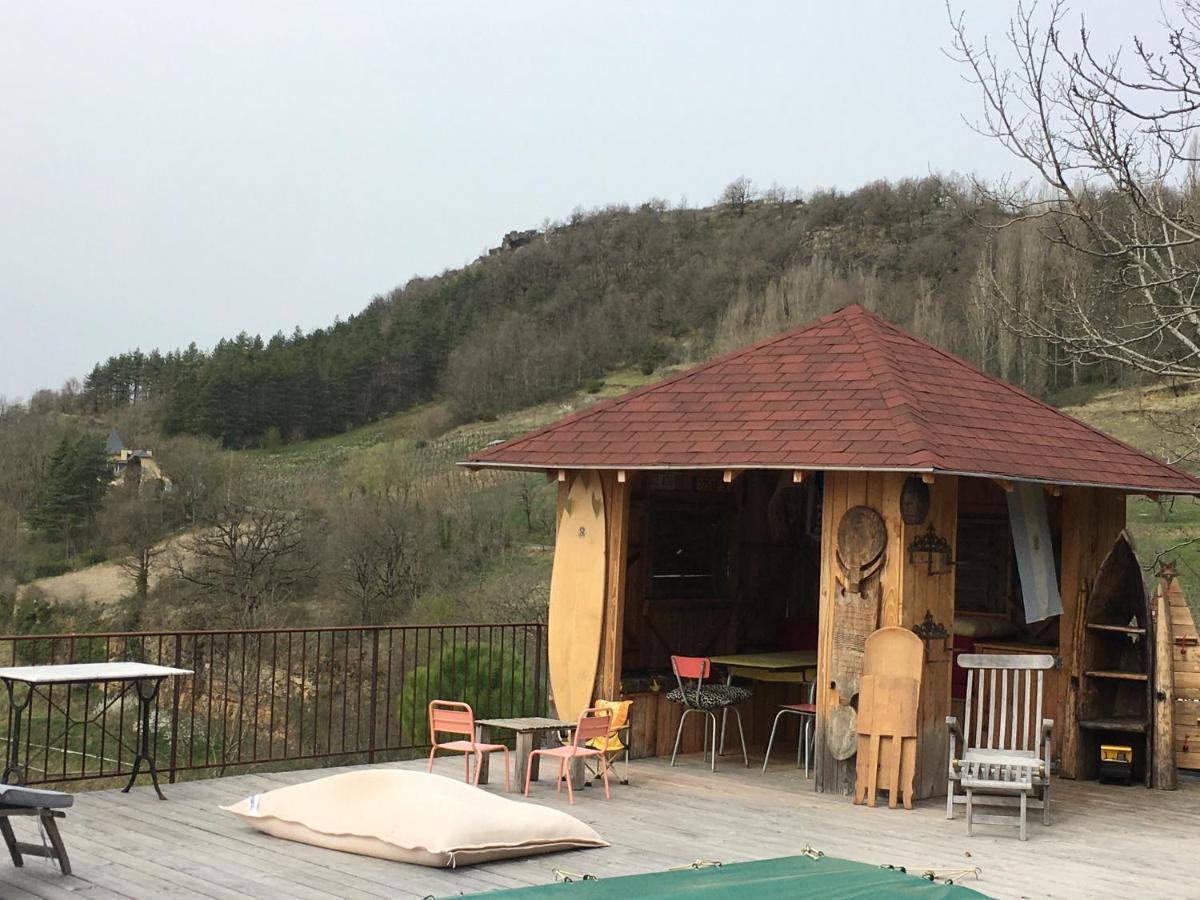 Gite Libertalia Salles-la-Source Exteriér fotografie
