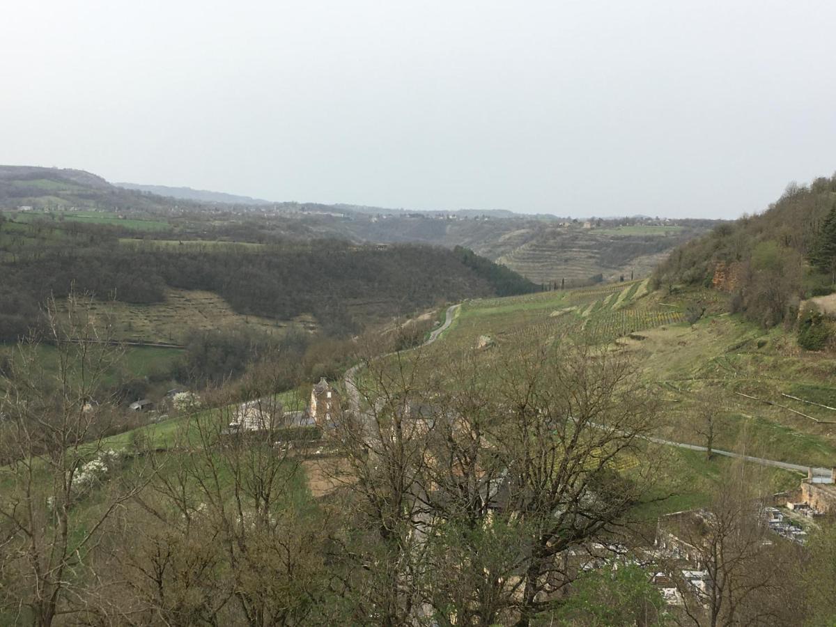 Gite Libertalia Salles-la-Source Exteriér fotografie